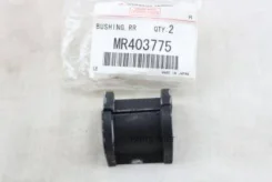 ������ ������������� ������� Outlander (CU) (2003-2009) MR403775 ����