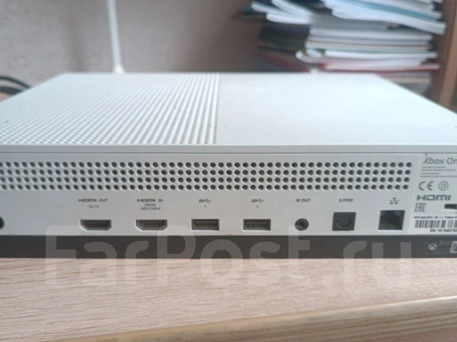 Microsoft Xbox One S ����