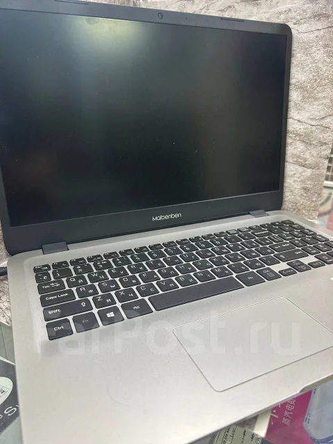 Maibenben M543. 15.6", 2,7����, ��� 8 ��, ���� 512���, WiFi: 1, Bluetooth: 1, ����������� �� 15��. ����