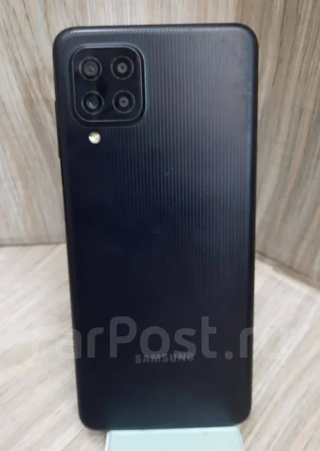 Samsung Galaxy M22. �/�, 128 ��, ������, 3G, 4G LTE, NFC ����