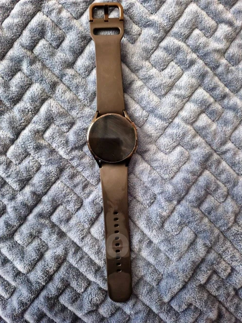 Samsung Galaxy Watch4. GPS, NFC, IP68 ����