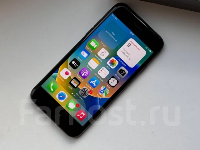Apple iPhone 8. �/�, 256 ��, ������, 3G, 4G LTE, ����������, NFC ����