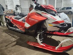BRP Ski-Doo Summit X with Expert Package. ��������, ���� ���, � �������� ����