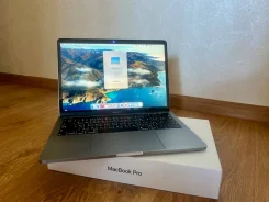 Apple MacBook Pro 13 2018. 13", 2,3����, ��� 8 ��, ���� 256���, WiFi: 1, Bluetooth: 1, ����������� �� 10��. ����