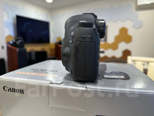 Canon EOS 5D Mark IV ����