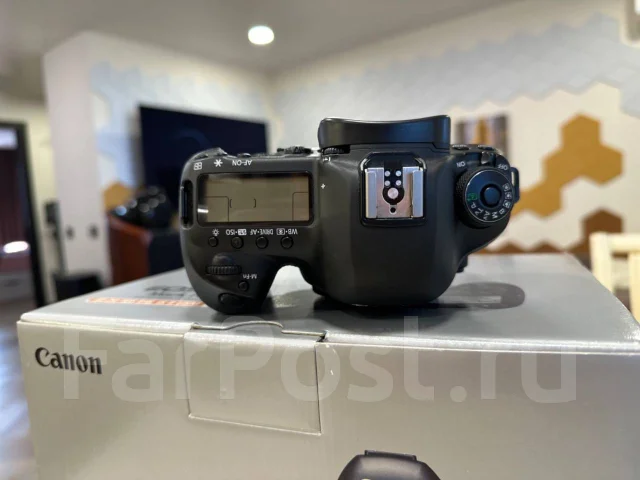 Canon EOS 5D Mark IV ����