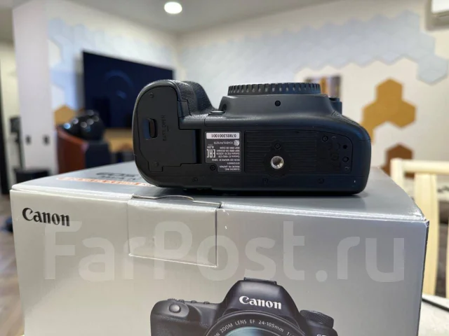Canon EOS 5D Mark IV ����