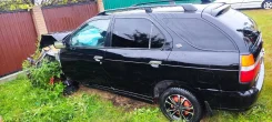 Nissan R'nessa. PNN30, KA24DE ����