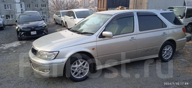 Toyota Vista Ardeo. �������, 4wd, 2.0 (135��.�.), ������, 300����. �� ����