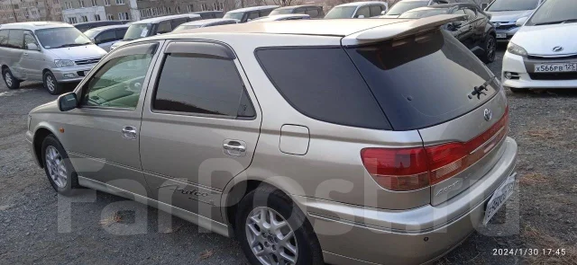Toyota Vista Ardeo. �������, 4wd, 2.0 (135��.�.), ������, 300����. �� ����