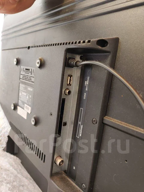 DEXP F32D7000C ����