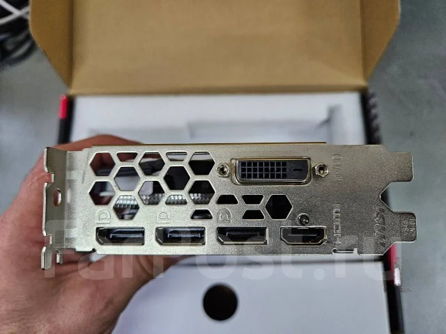 Radeon RX 570 ����