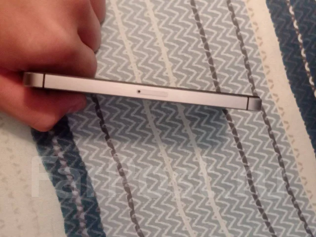 Apple iPhone 5s. �/�, 64 ��, ����� ����
