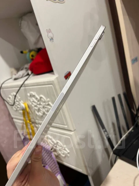 Apple iPad Air 4. ������ 64 �� ����