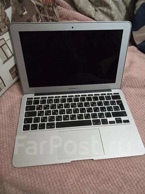 Apple MacBook Air 11 2011 Mid. 11", 1,8����, ��� 4 ��, ���� 128���, WiFi: 1, Bluetooth: 1, ����������� �� 6��. ����