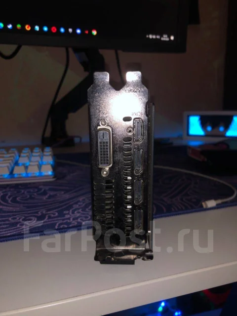 Radeon RX 570 ����