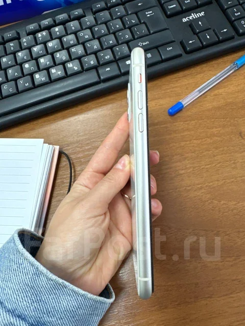 Apple iPhone 11. �/�, 64 �� ����