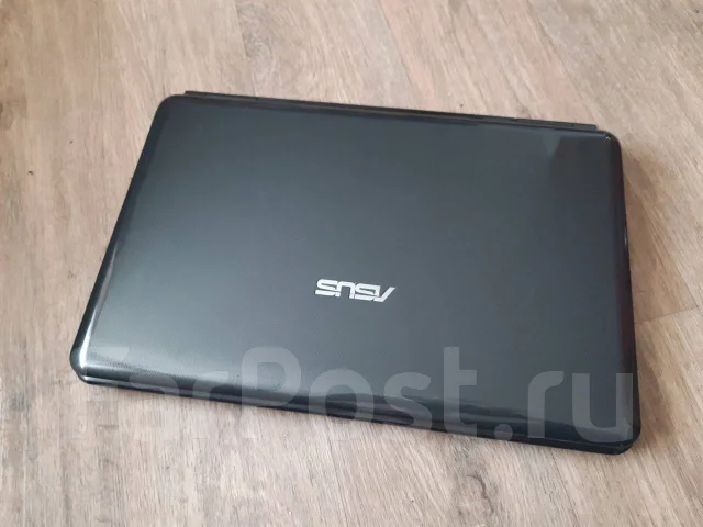 Asus K50I. 15.6", 2����, ��� 4 ��, ���� 250���, WiFi: 1 ����