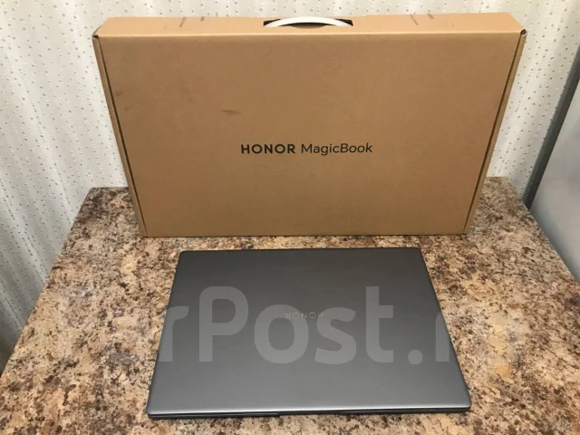Honor MagicBook X 16. 16", 2����, ���� 512���, WiFi: 1, Bluetooth: 1 ����