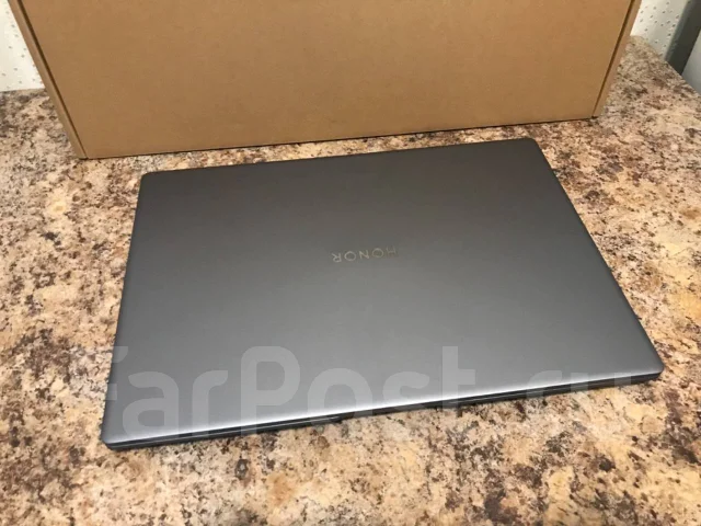 Honor MagicBook X 16. 16", 2����, ���� 512���, WiFi: 1, Bluetooth: 1 ����