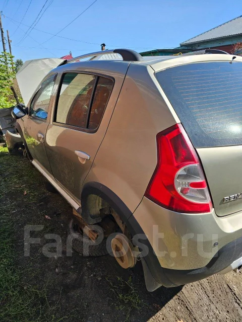 Renault Sandero Stepway. BS1Y, K4M ����