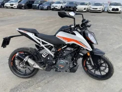 KTM 390 Duke
