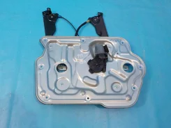 ��������������� �������� ����� Nissan Qashqai (J10) 2006-2014 80771JD00A ����