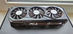 Radeon RX 6800 ����