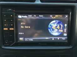 Pioneer AVH-2300DVD ����