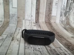 Xiaomi Mi Band 2. GPS ����