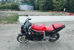 Suzuki GSX-R 750. 748����. ��., ��������, ���, � �������� ����