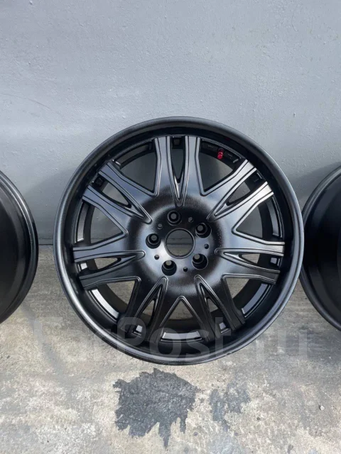 Riverside. 8.0/9.0x19", 5x114.3, ET35/40 ����