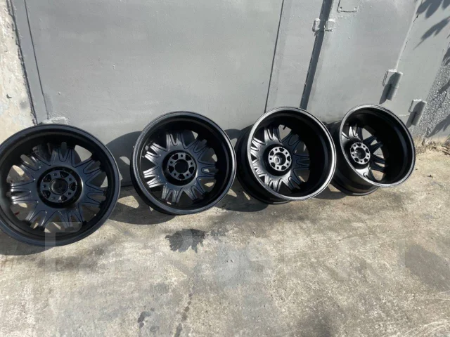 Riverside. 8.0/9.0x19", 5x114.3, ET35/40 ����