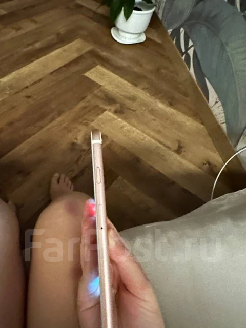 Apple iPhone. �/�, 64 ��, �������, 3G, 4G LTE, 5G ����