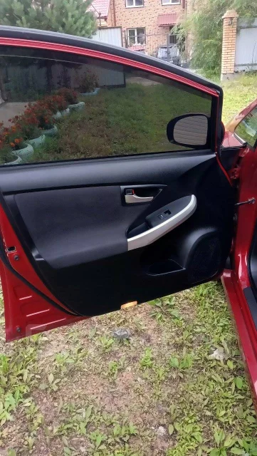 Toyota Prius. ��������, ��������, 1.8 (99��.�.), ������, 191 000����. �� ����