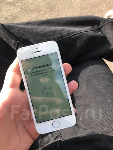 Apple iPhone SE. �/�, 64 ��, �����, 4G LTE, NFC ����