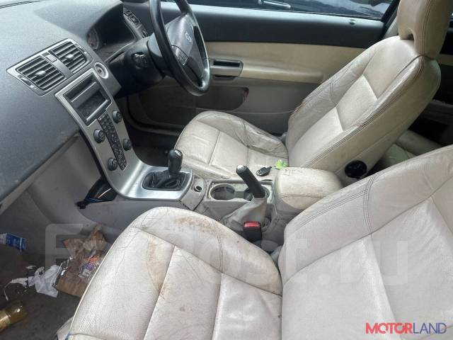   Volvo C30 2006-2010 9260946,  31262718 