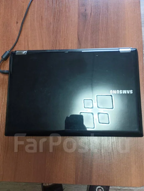 Samsung RC530. 15.6", ��� 12 ��, ���� 240���, WiFi: 1, Bluetooth: 1 ����
