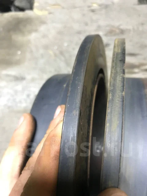 ���� ��������� ������ Lexus 42431-30300 ����