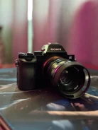 Sony Alpha ILCE-7. 20 � ����� �� ����