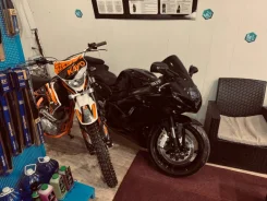 Suzuki GSX-R. 600����. ��., ��������, ���, � �������� ����