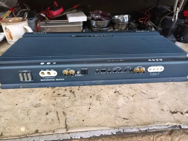 Soundstream ����