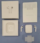 Apple AirPods ����