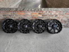 Fuel Off-Road Boost. 9.0x20", 6x139.7, ET0 ����