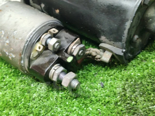 ������� VW Touareg 2002-2010 012911023F 012911023F ����