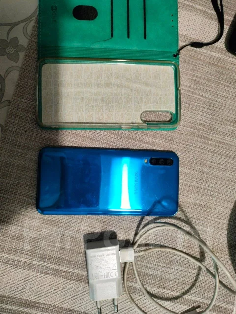 Samsung Galaxy A50. �/�, 64 ��, ��������� ����