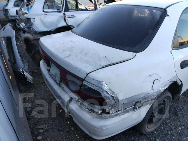 Mazda Familia. BHA3P, B3ME ����