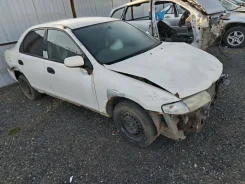 Mazda Familia. BHA3P, B3ME ����
