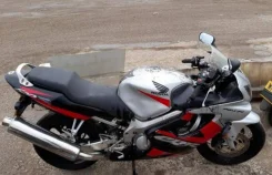 Honda CBR 600F4i ����