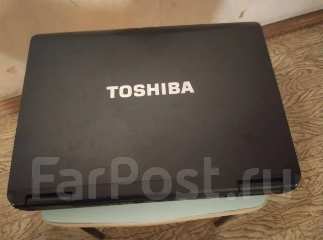 Toshiba Satellite L40. 15.6", WiFi: 1, Bluetooth: 1 ����